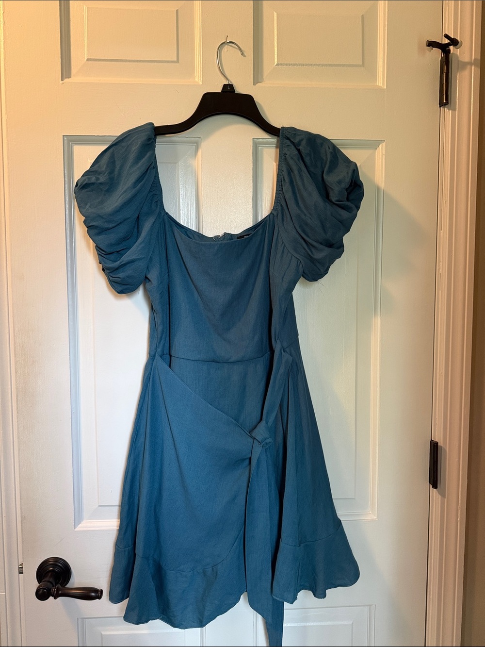 Brand new with tags Women’s teal dress